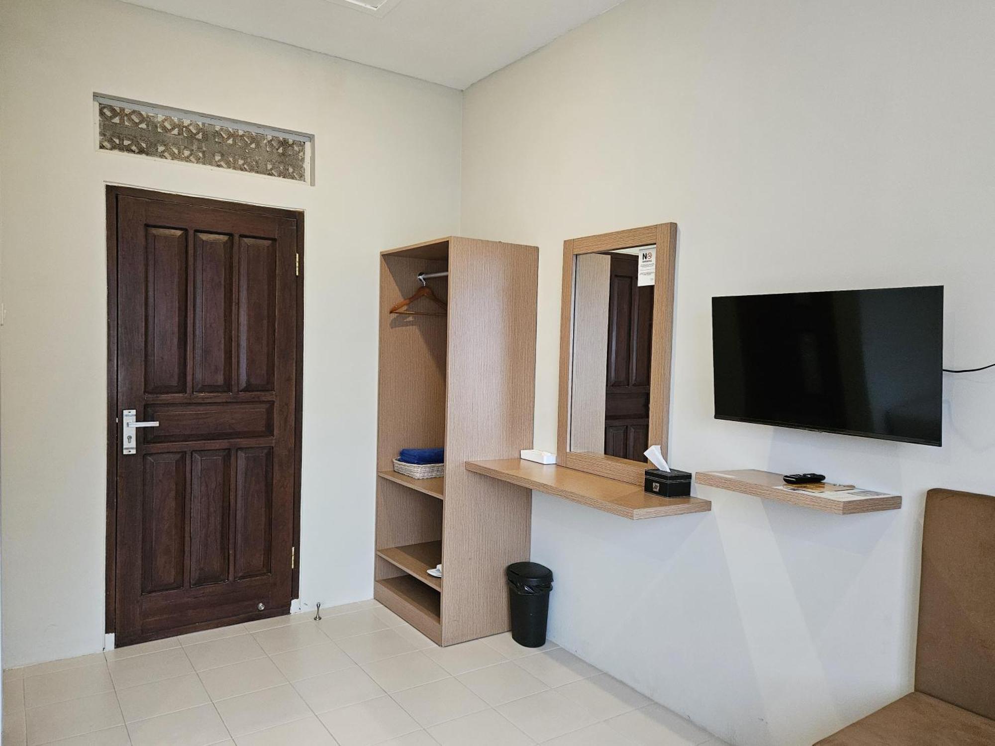 Amerta Giri Hotel Dieng Wonosobo Kejajar Exterior photo